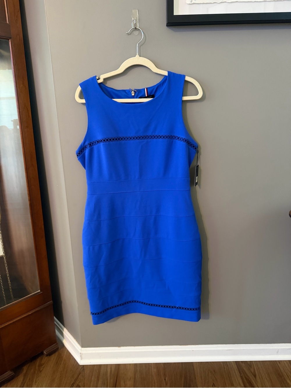 NWT. Tommy Hilfiger Cobalt Blue Sleeveless Sheath Dress. Size 10 P
